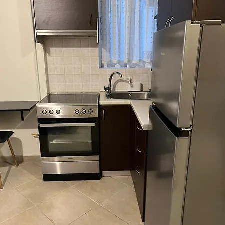 Cozy Apartment In The Heart Of Athens-2